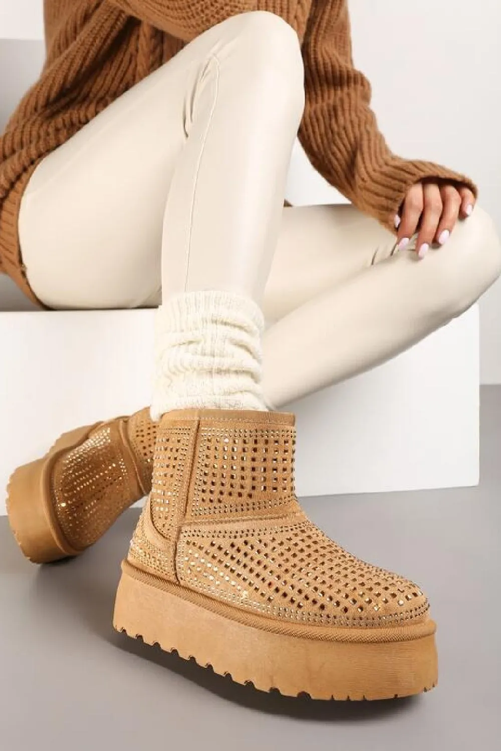 CAMEL ULTRA MINI SPARKLY FUR LINED CHUNKY PLATFORM SNOW BOOTS