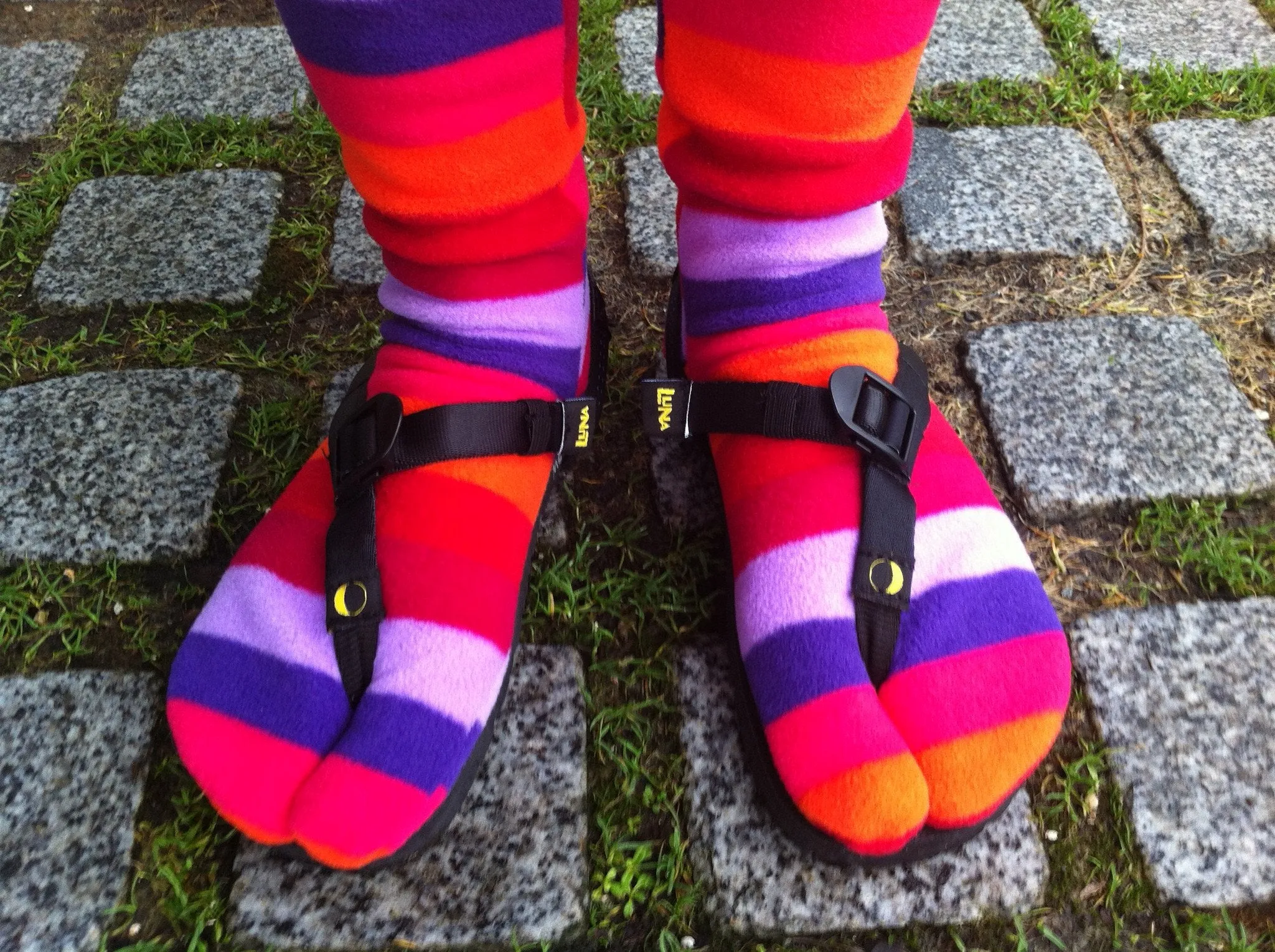 Polar Feet Fleece Tabi Socks - Jellybean