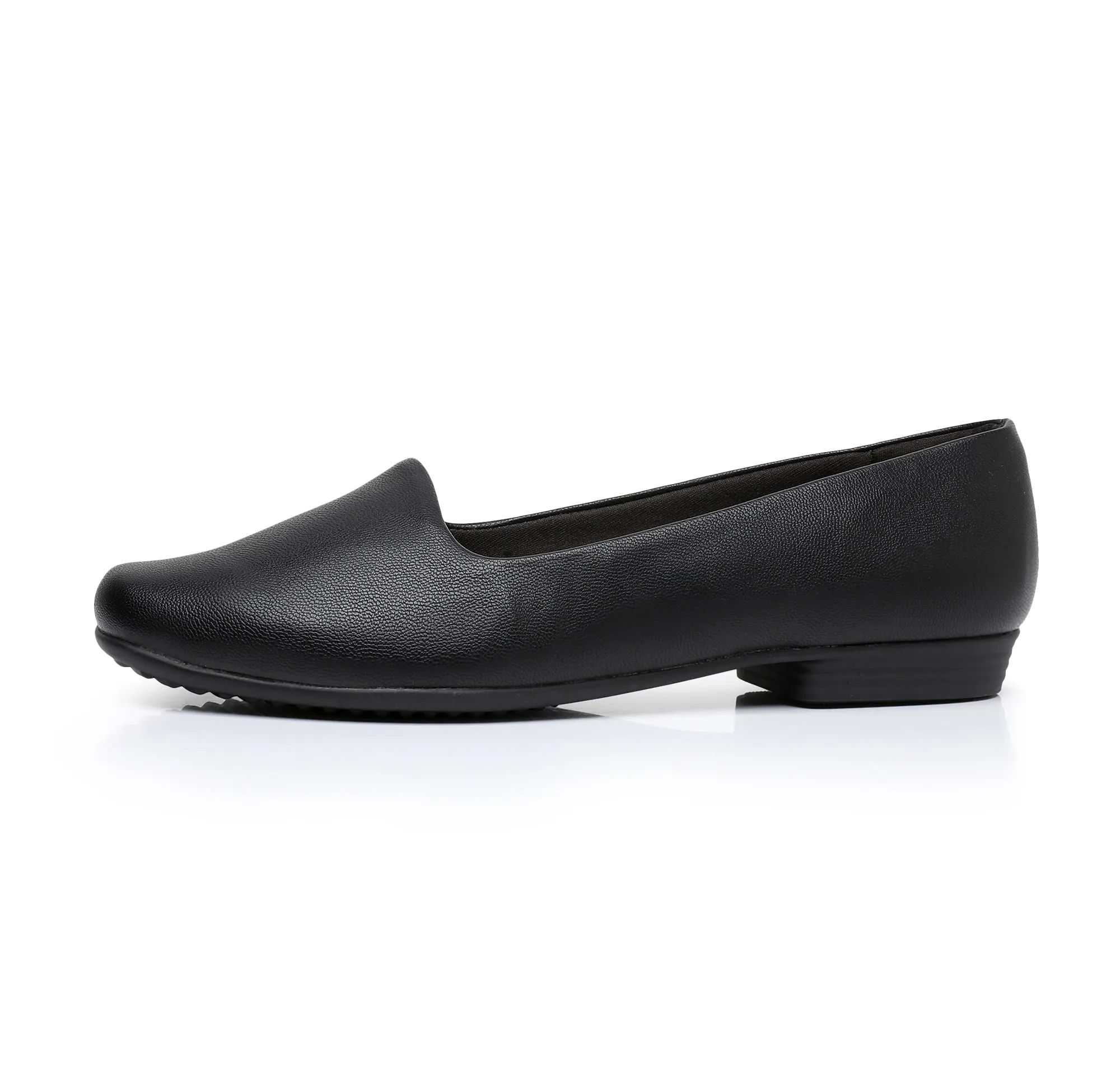 "Graceful Comfort with Black Ballet Flat Shoes" (250.132)